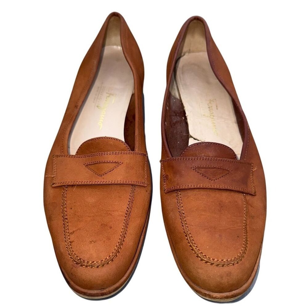 Salvatore Ferragamo women's Brown Suede Penny Loafers Size 8‎ AAA Narrow Shoes